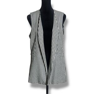 Sincerely Jules Black and Cream Houndstooth Open Patterned Vest